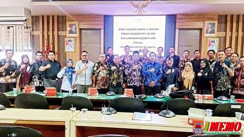Ketua Komisi A Dewan Lamongan Komitmen Dukung Perjuangan PTT SD dan SMP Menuju PPPK
