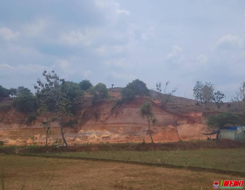 Penambangan Pasir Silica Diduga Ilegal di Desa Jamprong Kembali Aktivitas 