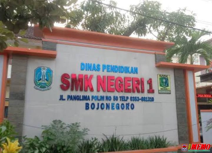 Bertanggung Jawab Terkait Pungutan Wajib Wisuda, Kasek Agoes Roedy Bungkam