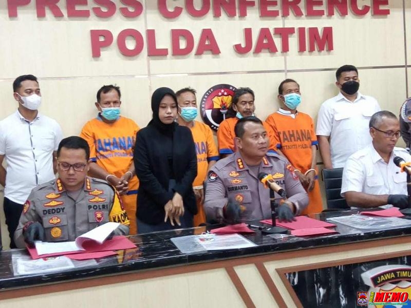 Ditreskrimum Polda Jatim Amankan 4 Tersangka Penyebar Berita Hoax di Banyuwangi