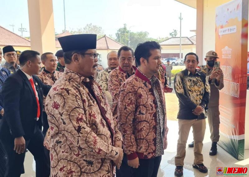 Plt Bupati Bangkalan Dampingi Wagub Jatim Resmikan IKM
