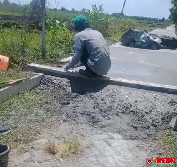Proyek Rabat Beton Desa Wadak Kidul Diduga Menyimpang, Dirut Harian Memo Siap Polisikan