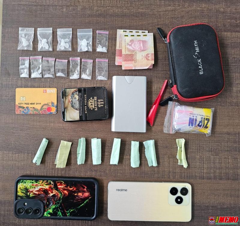 Satresnarkoba Polres Gresik Ringkus Dua Pengedar Sabu dan Sita 3,9 Gram