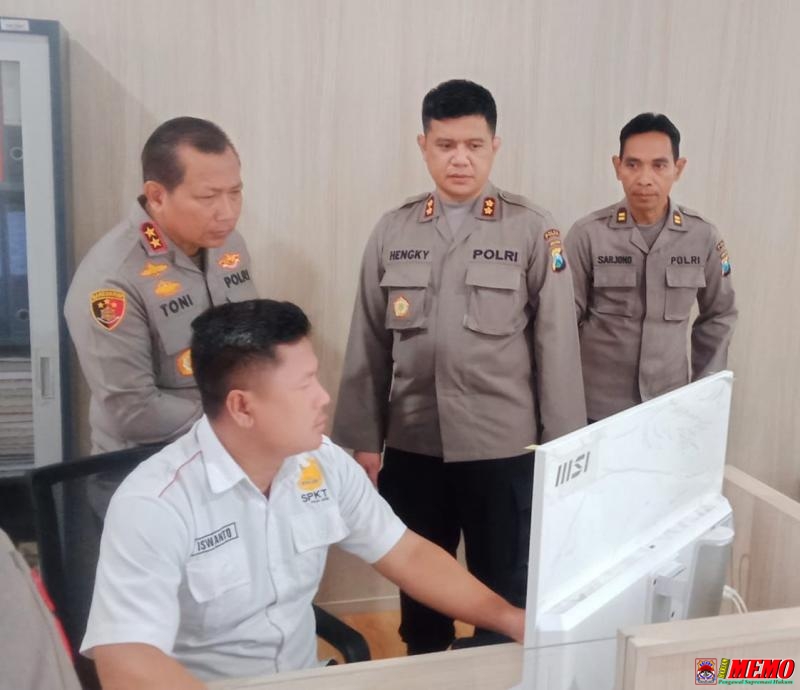 Kapolda Jatim Kunjungi Ruang SPKT untuk Motivasi Kinerja Personel