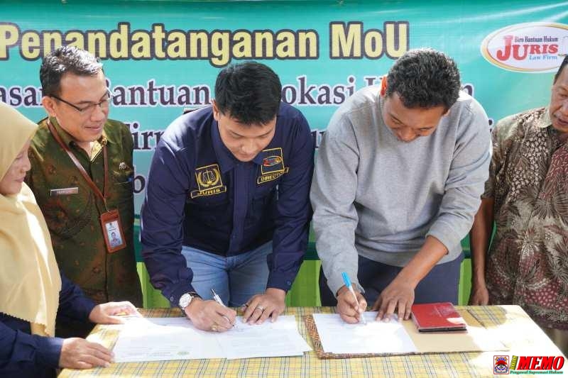 Lurah Gending Teken Mou dengan Law Firm Gresik untuk Layanan Bantuan Hukum