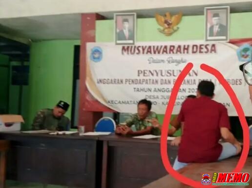 Diduga Anak Perangkat Desa Metingkrik di Atas Meja Kantor, Kades Jubelor Sebut Hal yang Wajar