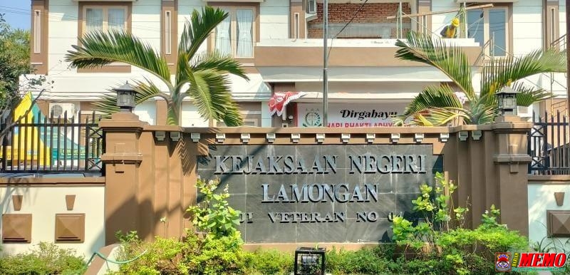 Kejaksaan Negeri Lamongan Lelang Barang Rampasan