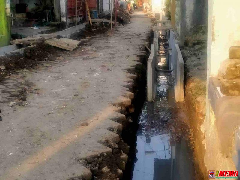 Pekerjaan Box Culvert di Benowo Krajan Tanpa Papan Proyek 