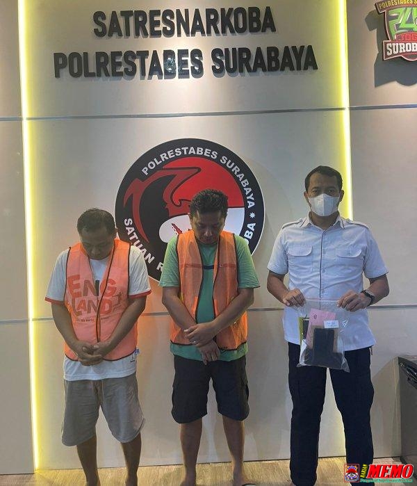 Dua Warga Sidoarjo Ditangkap Satresnarkoba Polrestabes Surabaya