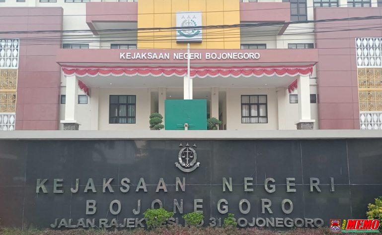 Diduga Salahgunakan Wewenang, Oknum Pegawai Kejari Bojonegoro Dilaporkan ke Kejagung RI