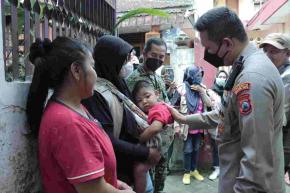 Salut, Sinergitas Polresta Malang Kota Bersama Kodim 0833 dan Relawan Bedah Rumah Disabilitas