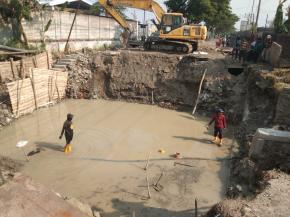 Proyek Pembangunan Jembatan Bringkang Tabrak Aturan 