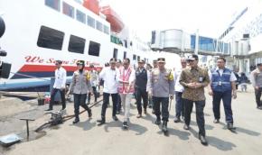 Kapolri Pantau Kesiapan di Pelabuhan Tanjung Perak