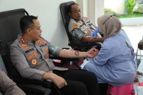 Polres Gresik Gelar Donor Darah