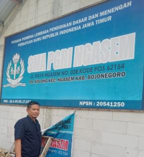 Praktisi Hukum Rozi : Kasus Pergantian Kepsek SMA PGRI Ngasem Sepihak Bisa Dilaporkan ke Polisi