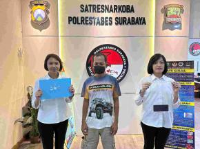 Lagi Asik Ngopi, Warga Asal Surabaya Diciduk Polisi 