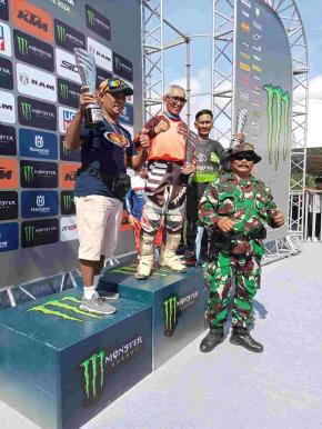 Pimpred Harian Memo Sabet Juara 3 Kelas Dunia Motor Cross di Lombok