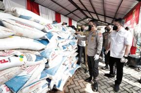 Polda Jatim Bongkar Penyalahgunaan Pupuk Subsidi dan Menyita 279,45 Ton Barang Bukti Pupuk