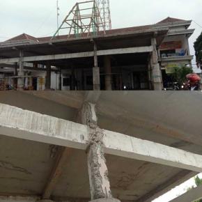 Diduga Salahi Bestek, Proyek Pendopo Desa Kesamben Kulon Bakal Dilaporkan ke Aparat Penegak Hukum