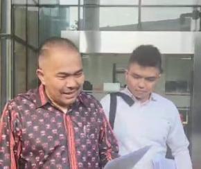 Bupati Melawi Dilaporkan Ke KPK Soal Dugaan Korupsi Sebesar 100 Milyar 